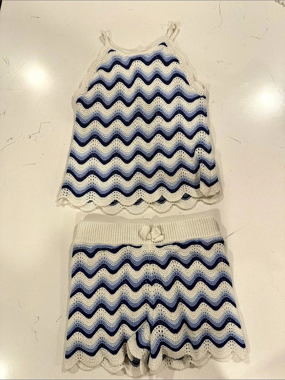 Lanie and Jacie Girls Blue & White Knit Set Size 5 Like New